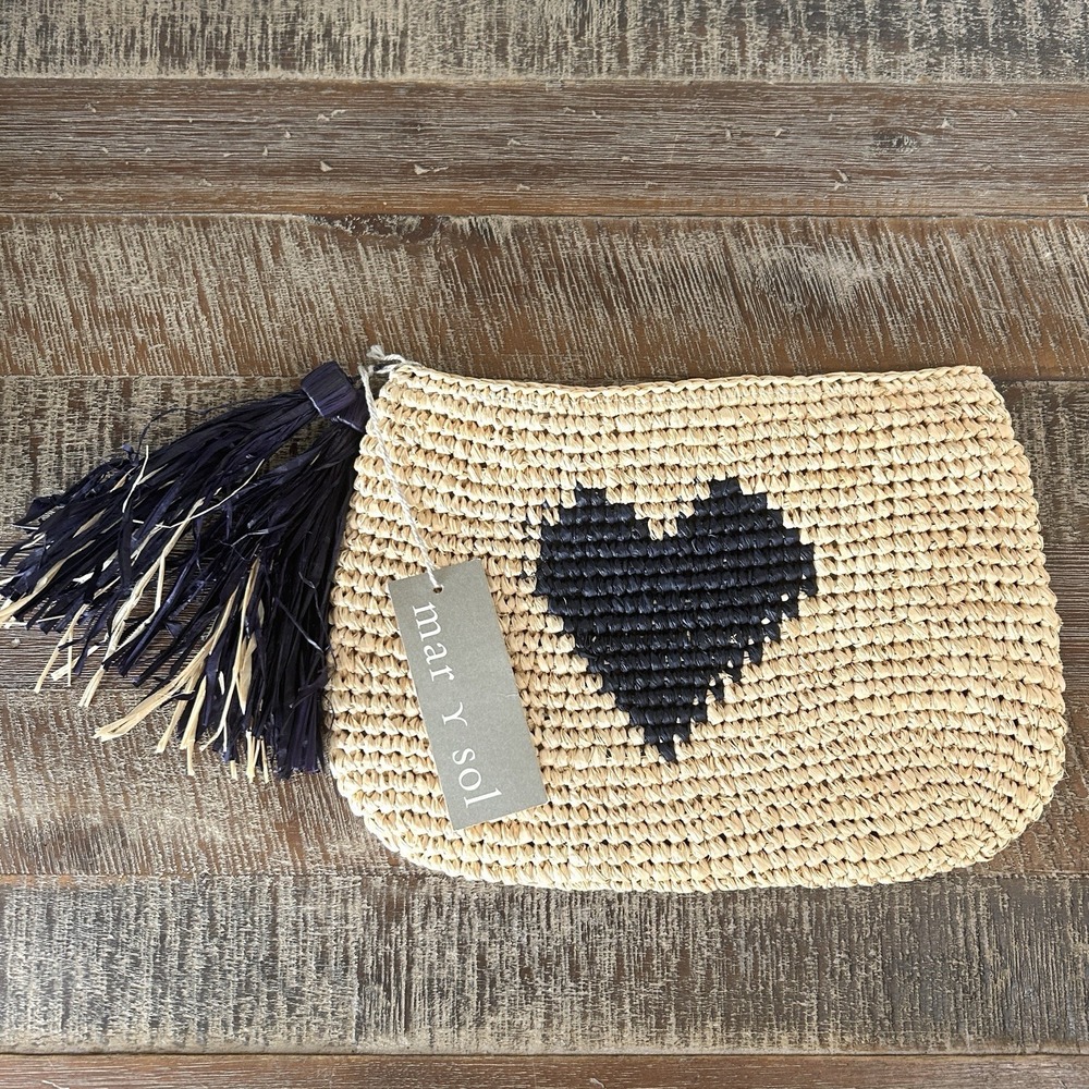 Mar Y Sol Carrie Clutch Heart Boho Raffia Euro Summer Resort Tassel Woven NEW